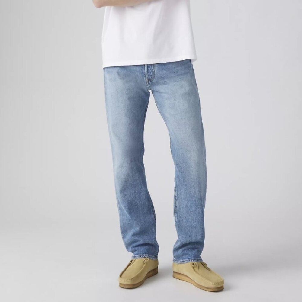 NEW Levi's 501 Original Fit Men's Jeans Straight Leg Medium Wash Mens 38 x 30